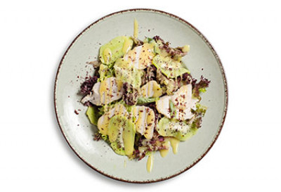Курі-ківі/Kuri-kiwi with chicken fillet, kiwi, salad mix and mustard-honey sauce