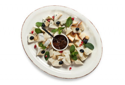 Сирна тарілка по-мегрельськи/Megrelian cheese platter