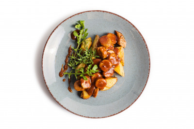 Купати з печеною картоплею/Kupati-a homemade Georgian sausage with satsebeli sauce and red adjika, baked potatoes and greens