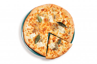 Піца по-аджарськи чотири сири/Adjarian pizza four cheese